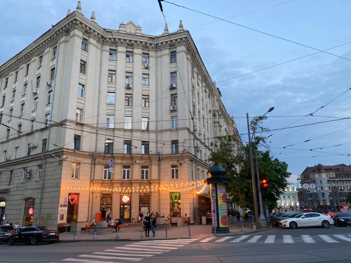 Panorama Luxury Apartment In The House With A Spire, A Historical Building In The City Centre Kharkov Ngoại thất bức ảnh